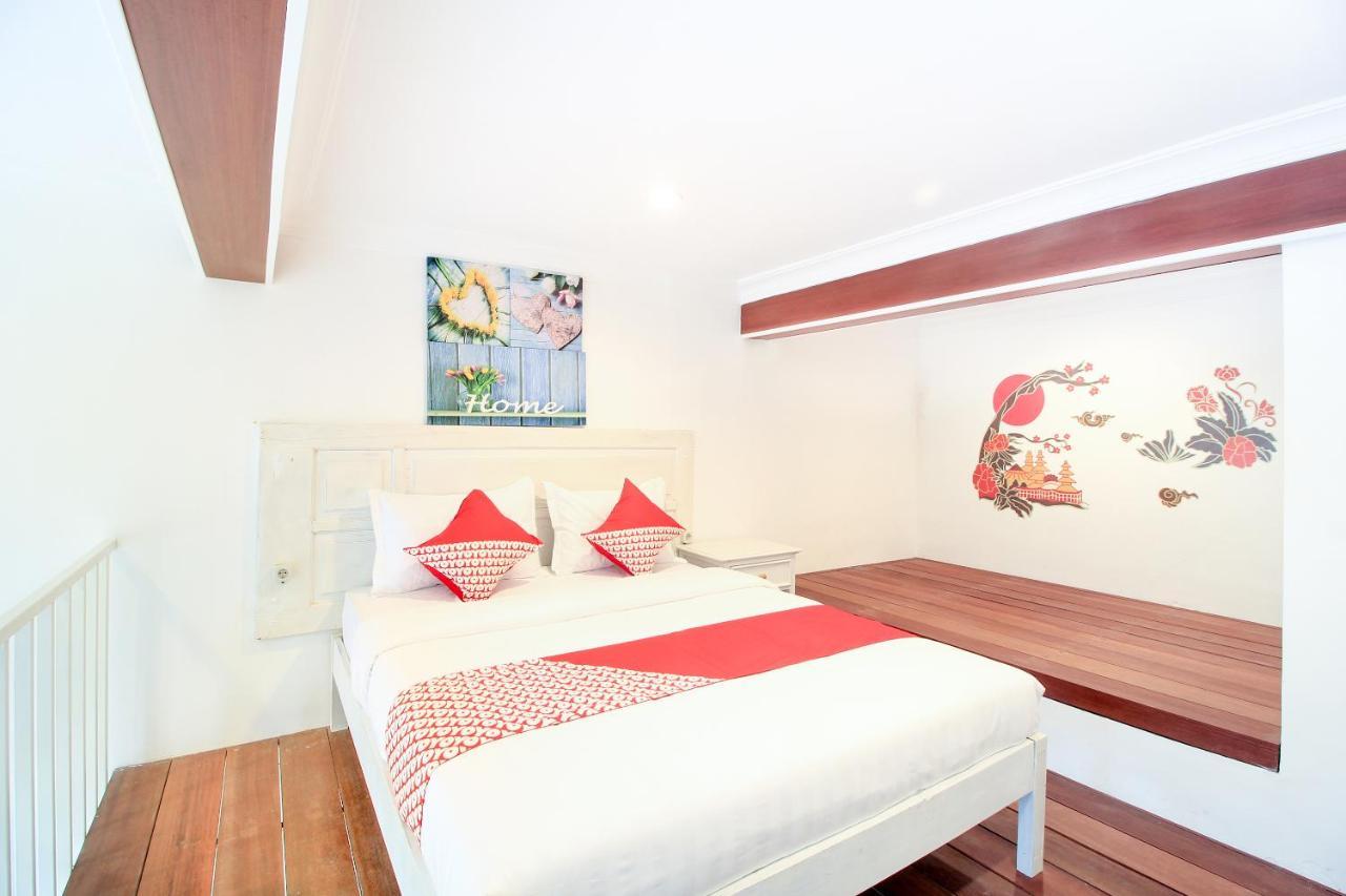 Oyo 204 Blessing Residence Surabaya Exterior foto