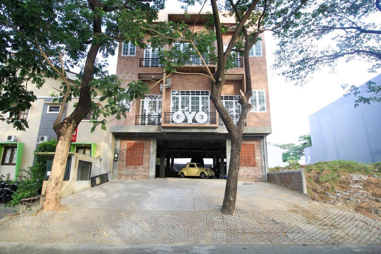 Oyo 204 Blessing Residence Surabaya Exterior foto